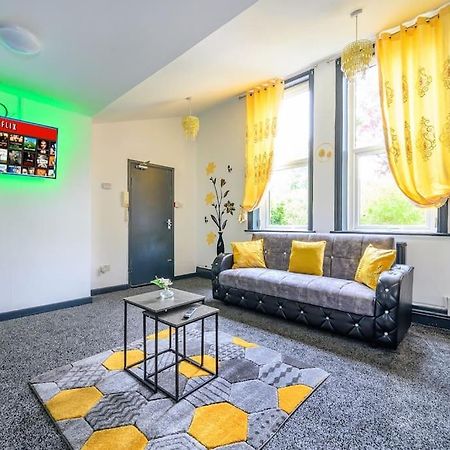 -F5Gh- For Relaxed & Cosy Stay, Free Parking, Wifi Лидс Экстерьер фото
